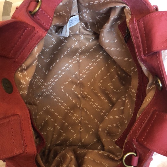 Lucky Brand Red leather Fringe Bucket Bag with crossbody strap Tribal Pattern - Picture 8 of 14